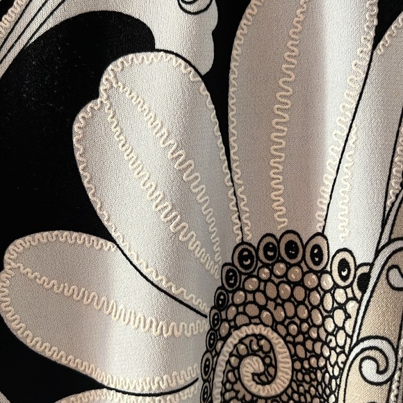 *3 for $10* Size 12 Glamour Knit Dress - Picture 3 of 4